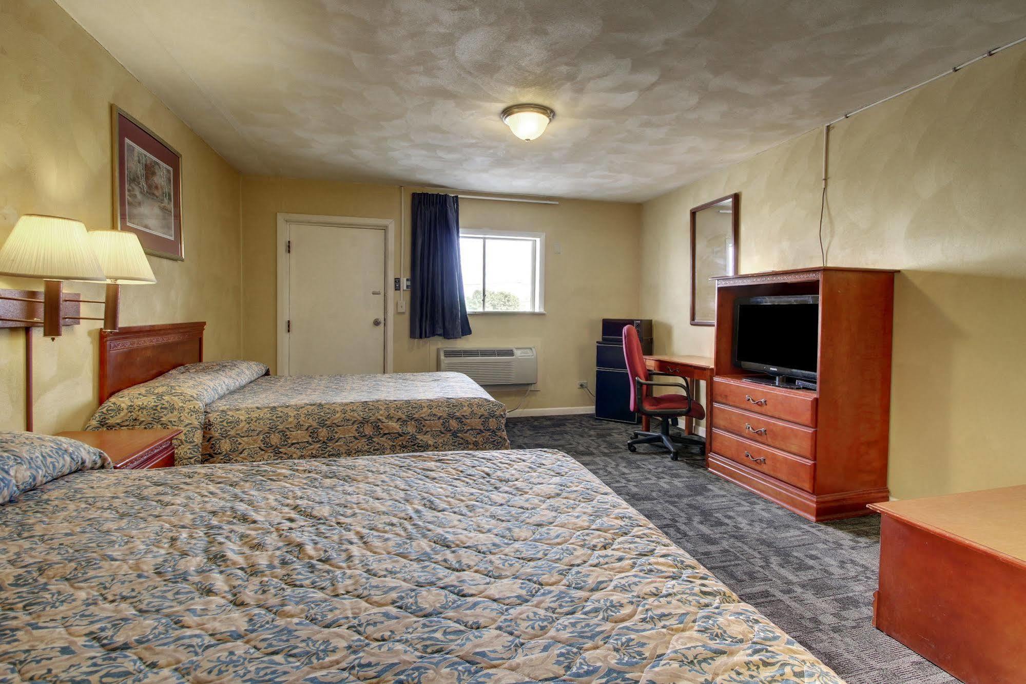 Star Motel Macomb Bagian luar foto